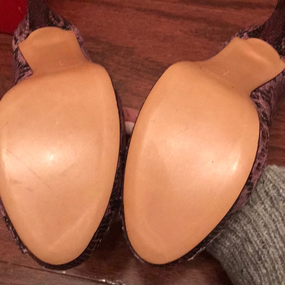 NWT Coach peep toe platform heels - Picture 5 of 7